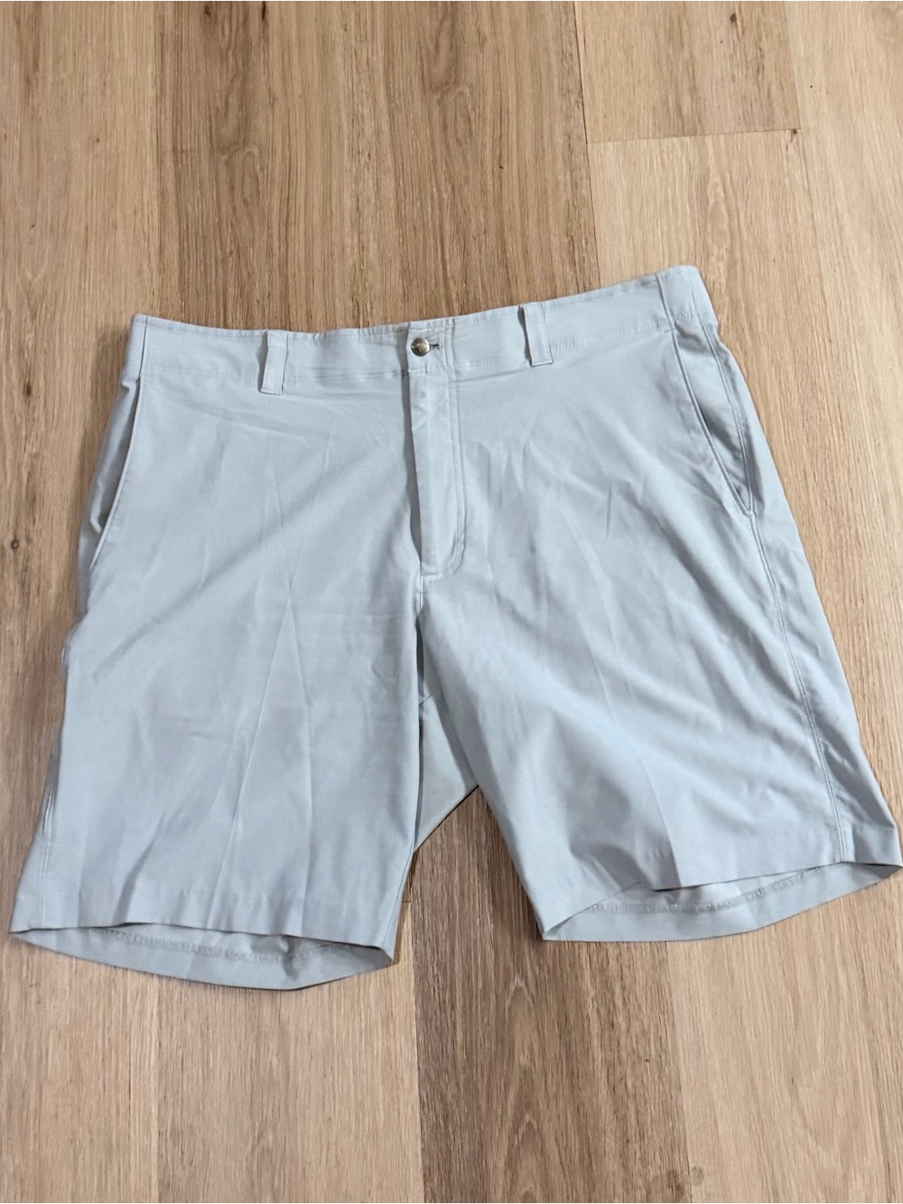 Callaway Men's Light Gray Performance Golf Shorts size 38 5 Pockets